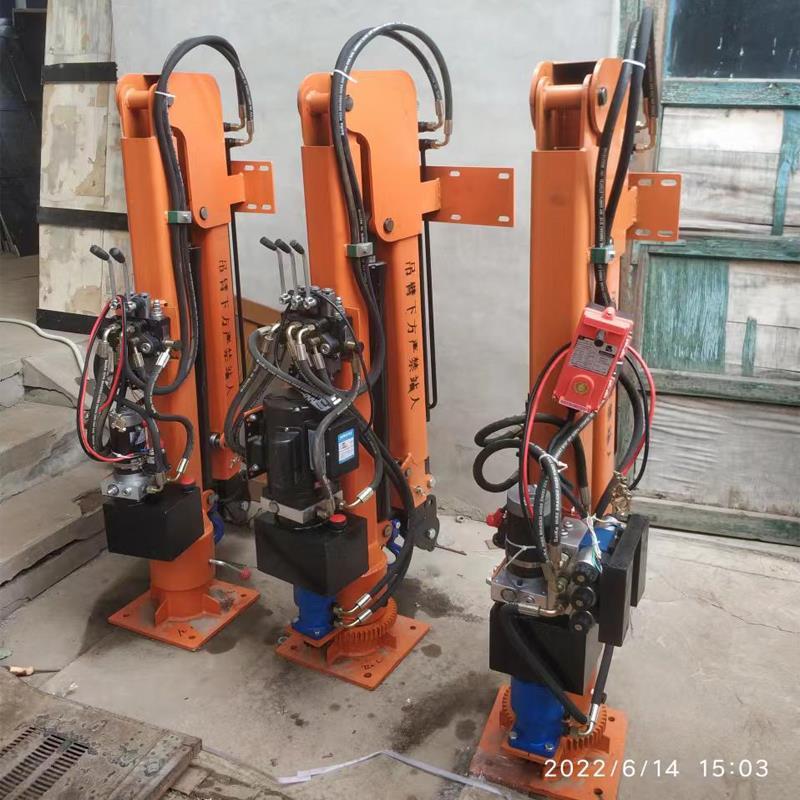 花王堂区重汽蓝牌随车吊 3.2吨 国六动力强 液压驱动 农用自卸起重机